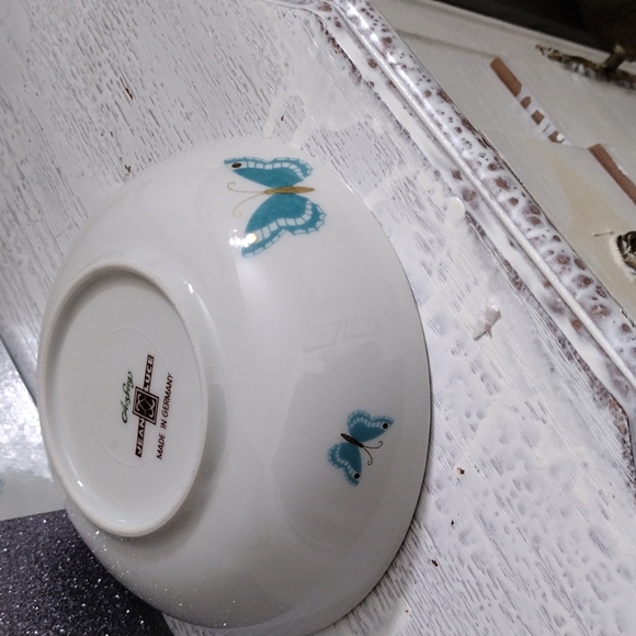Jean Luce Vintage Butterfly Bowls - Picture 3 of 5